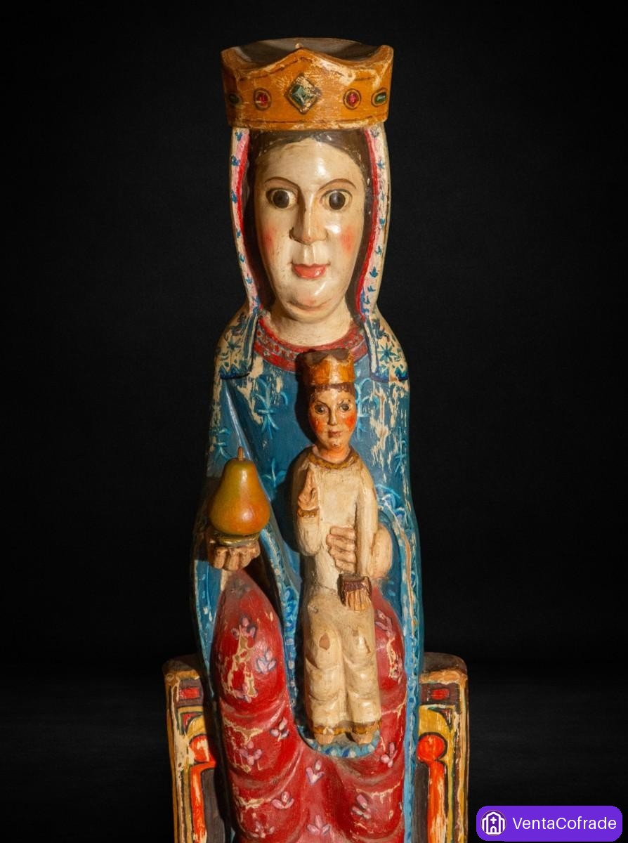 Virgen románica con el Niño entronizada, talla en madera policromada estilo románico, 60 cm - foto 2