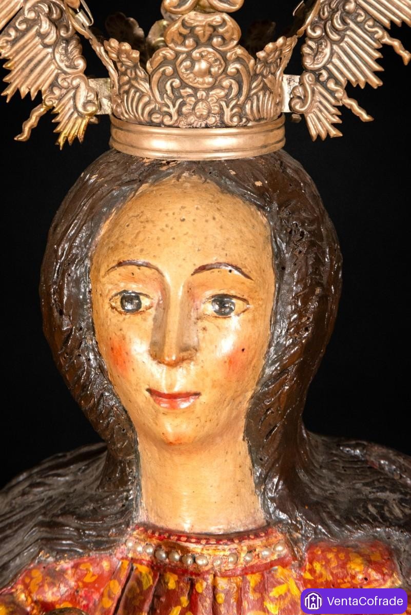 Santa Bárbara escuela virreinal siglo XVII talla policromada con estofados - foto 3