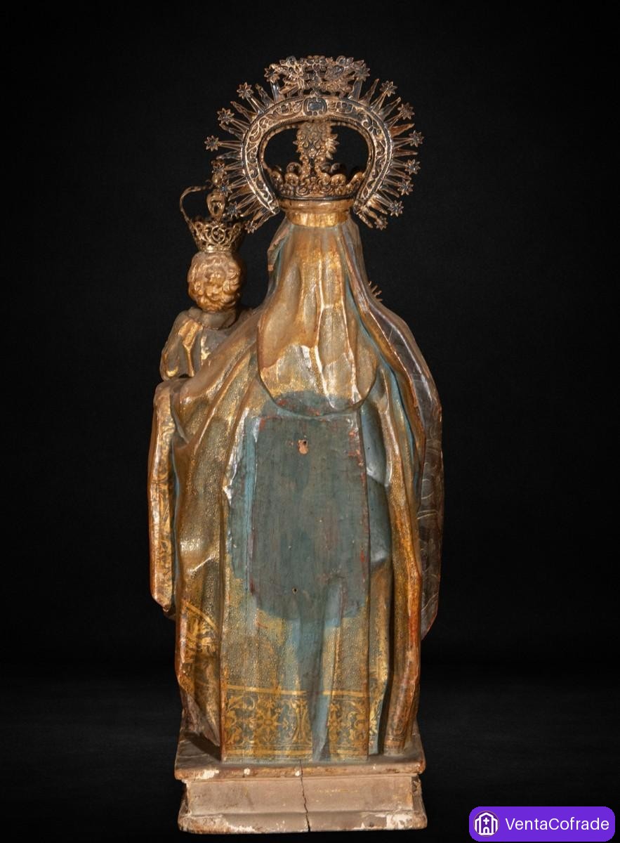 Virgen con Niño talla madera policromada y dorada España c.1600 coronas antiguas - foto 6