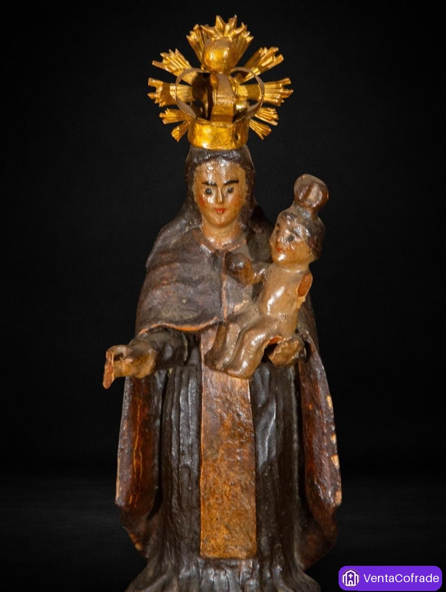 Virgen del Carmen con Niño, talla antigua en madera policromada con coronas doradas, s.XIX - foto 2