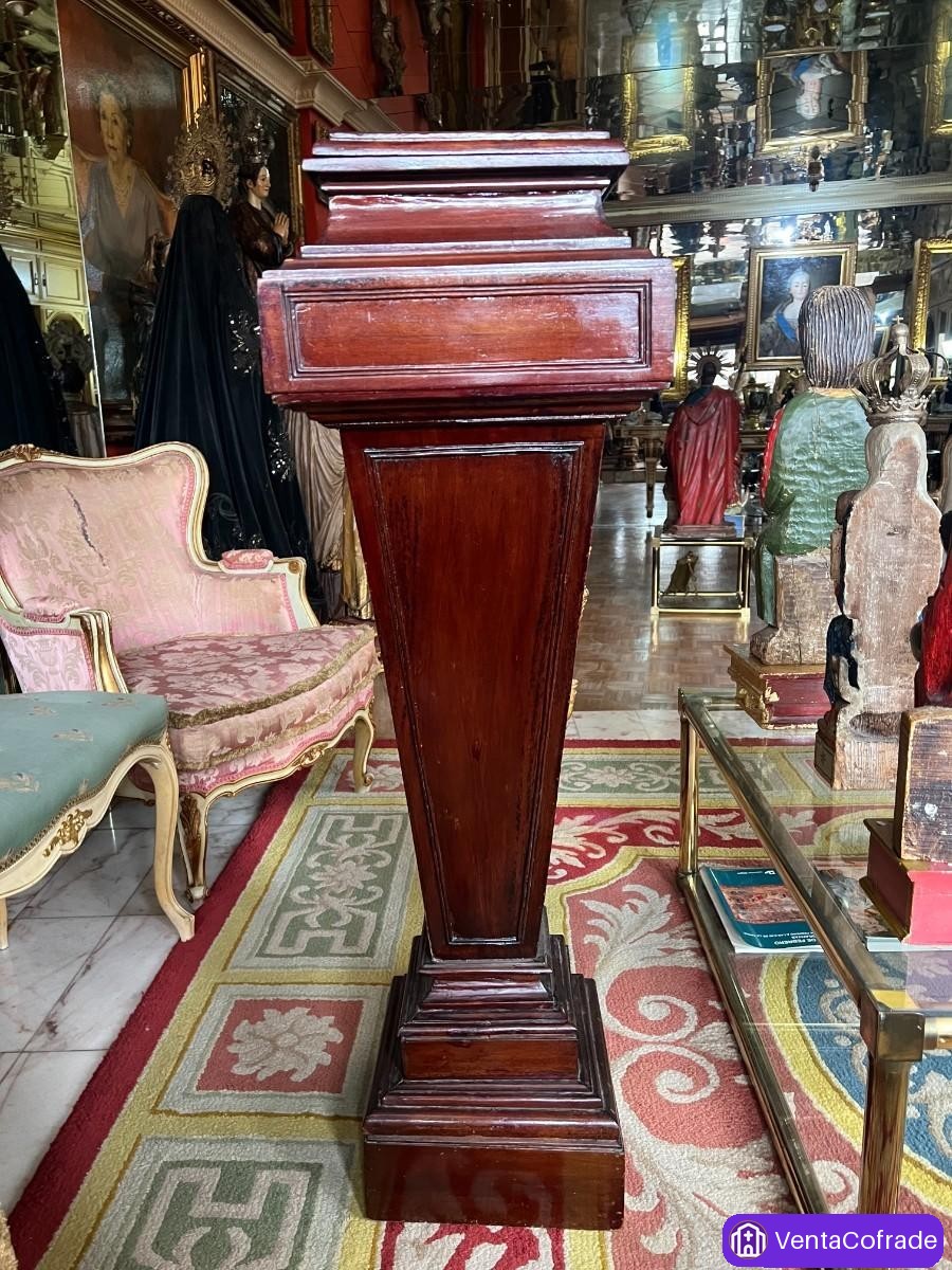 Pedestal antiguo de madera maciza estilo neoclásico, columna expositora para escultura S XIX - foto 2