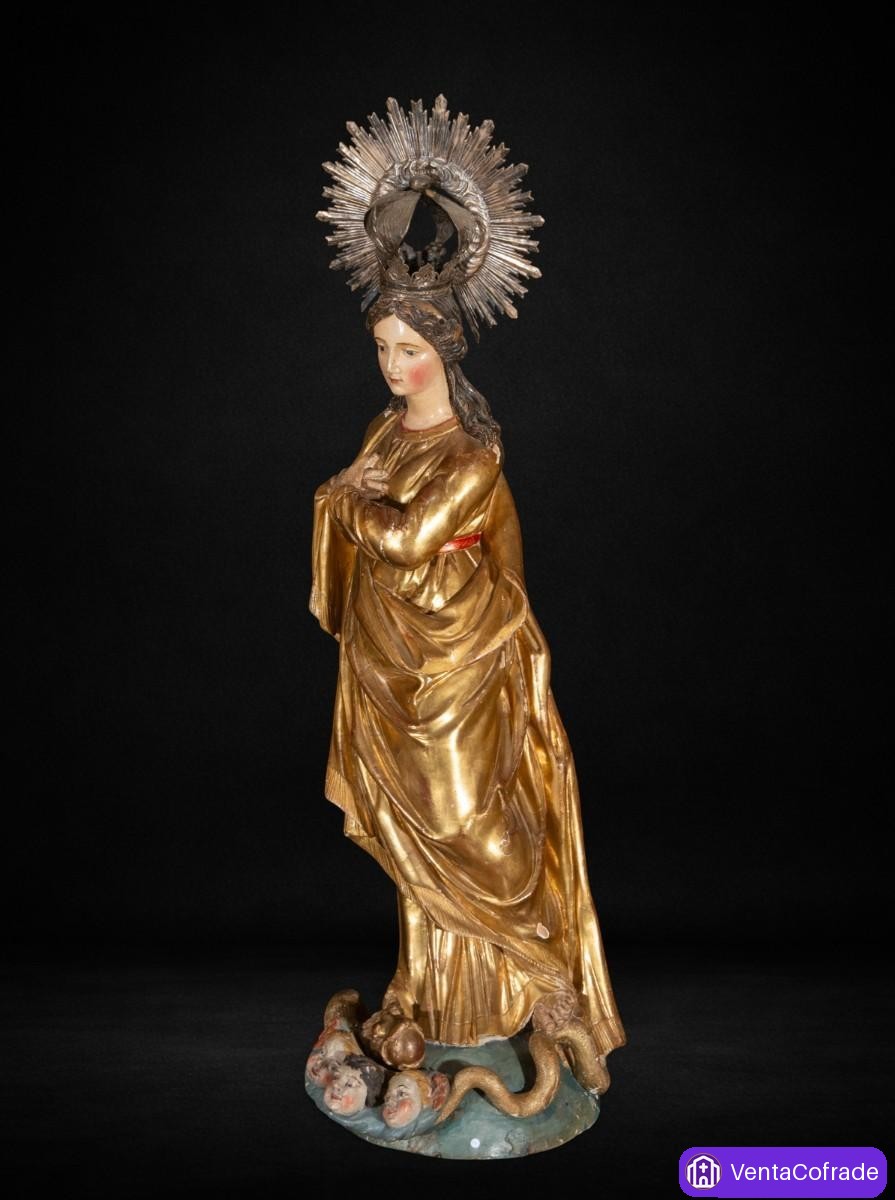 Inmaculada Concepción. Madera dorada y policromada. Siglo XVII-XVIII. 117 cm - foto 4