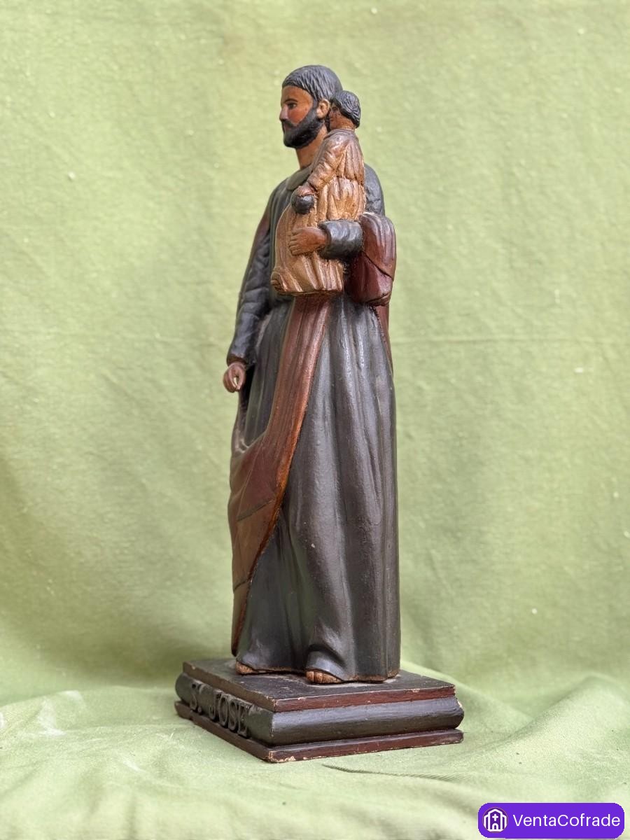 San José con el Niño, talla devocional en madera policromada, España, S.XIX – 42 cm - foto 2