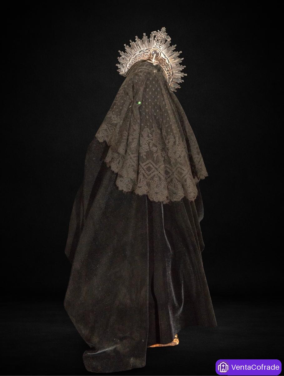 Virgen Dolorosa de cap i pota con corona de plata, talla en madera policromada, siglo XVII-XIX - foto 5