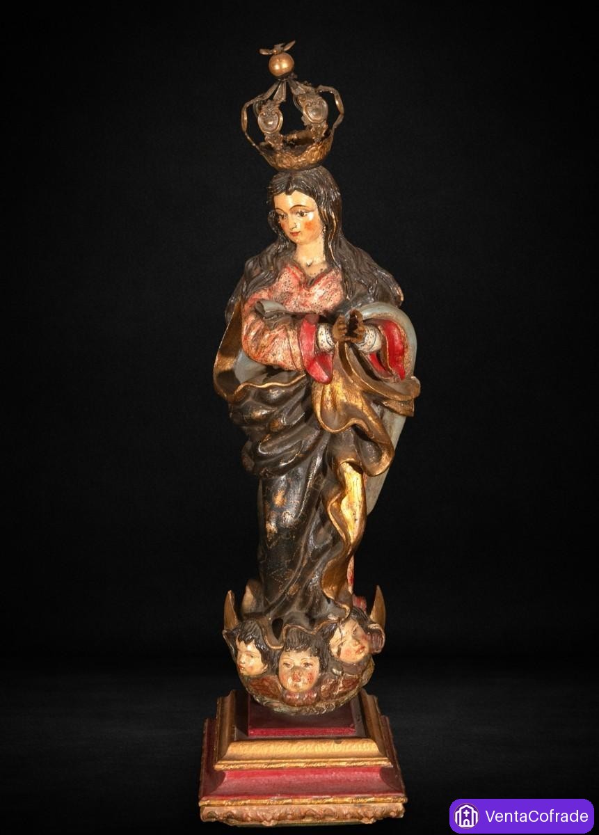 Virgen Purísima barroca, talla en madera policromada, siglo XVII, 65 cm - foto 1