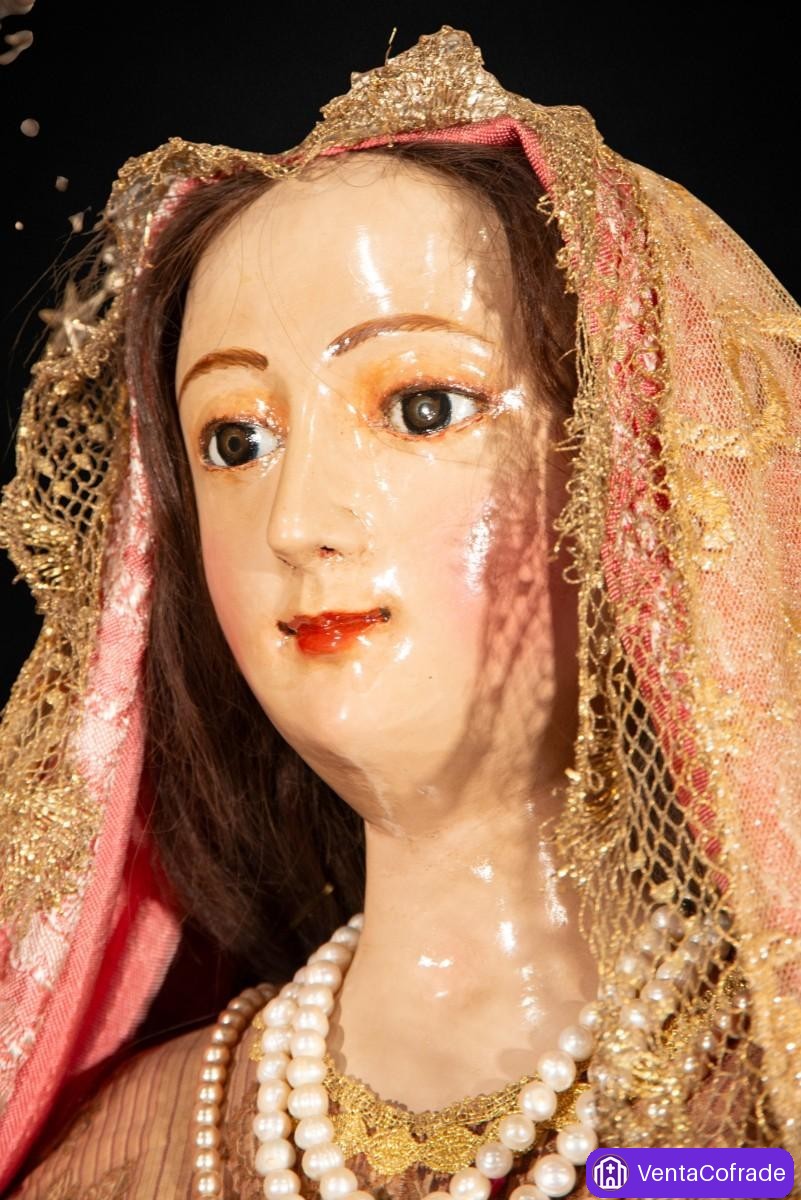 Gran talla virreinal andina en maguey con corona peruana de alpaca. Virgen del Rosario, s. XVII-XVII - foto 6
