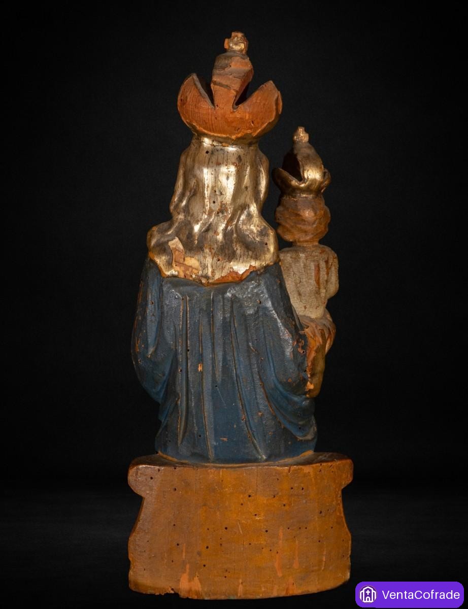 Virgen de Mariazell con Niño, talla en madera policromada, siglo XIX - foto 4