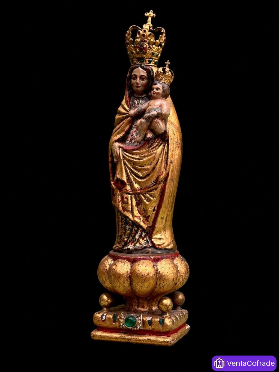 Virgen con Niño barroca en madera policromada y dorada, siglo XVIII - foto 3