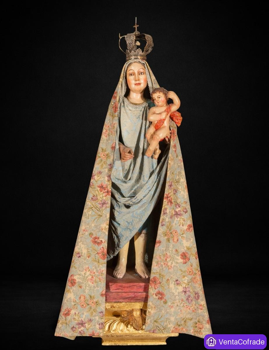 Virgen de vestir con Niño. Madera tallada y policromada. Siglo XVIII. Corona antigua. 116 cm - foto 1