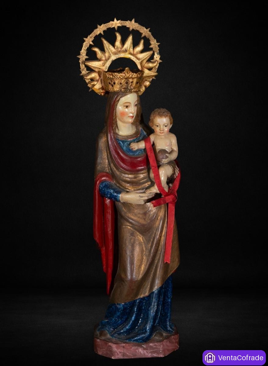 Virgen con Niño tardogótica en madera policromada, España, s. XV-XVI - foto 1
