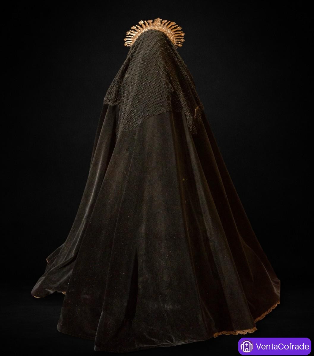 Virgen Dolorosa de vestir antigua. Escuela española siglo XVIII. Corona de plata. 149 cm - foto 6