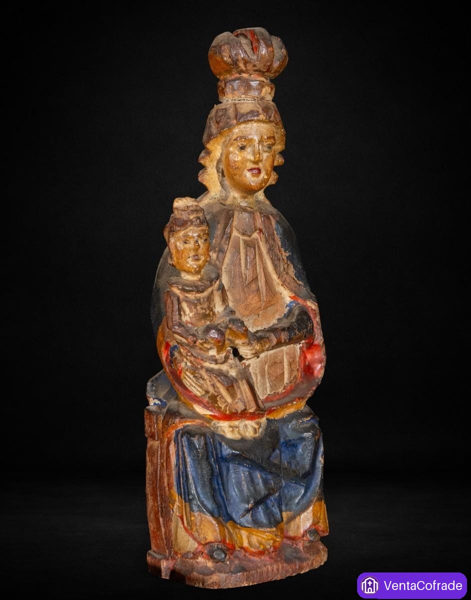 Virgen sedente con Niño, talla en madera policromada, siglo XVI–XVII - foto 4