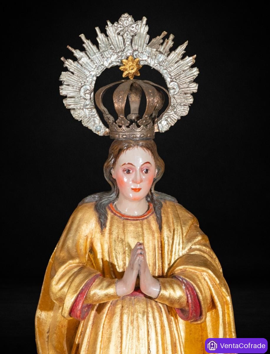 Virgen Inmaculada Colonial Hispanoamericana Madera Dorada XVIII-XIX 67 cm - foto 2
