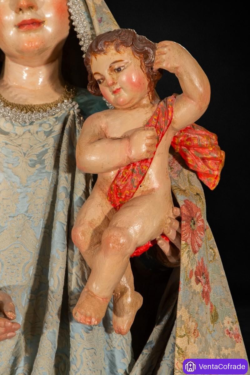 Virgen de vestir con Niño. Madera tallada y policromada. Siglo XVIII. Corona antigua. 116 cm - foto 5