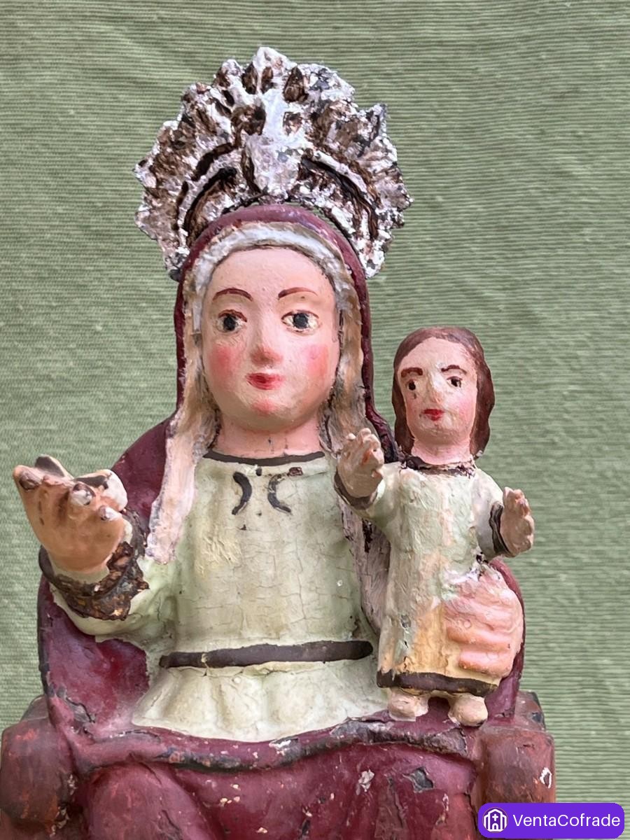 Santa Ana con la Virgen Niña Madera tallada y policromada. Siglo XVII - foto 2