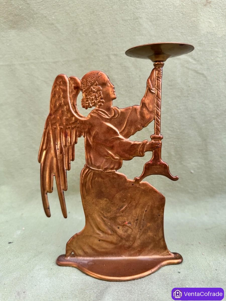 Pareja de candelabros de ángeles en cobre repujado, estilo Art Nouveau, ca. 1900–1920 - foto 2