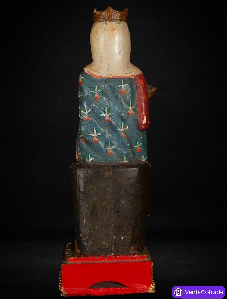 Virgen con Niño estilo románico, imponente talla en madera policromada de 53 cm - foto 6