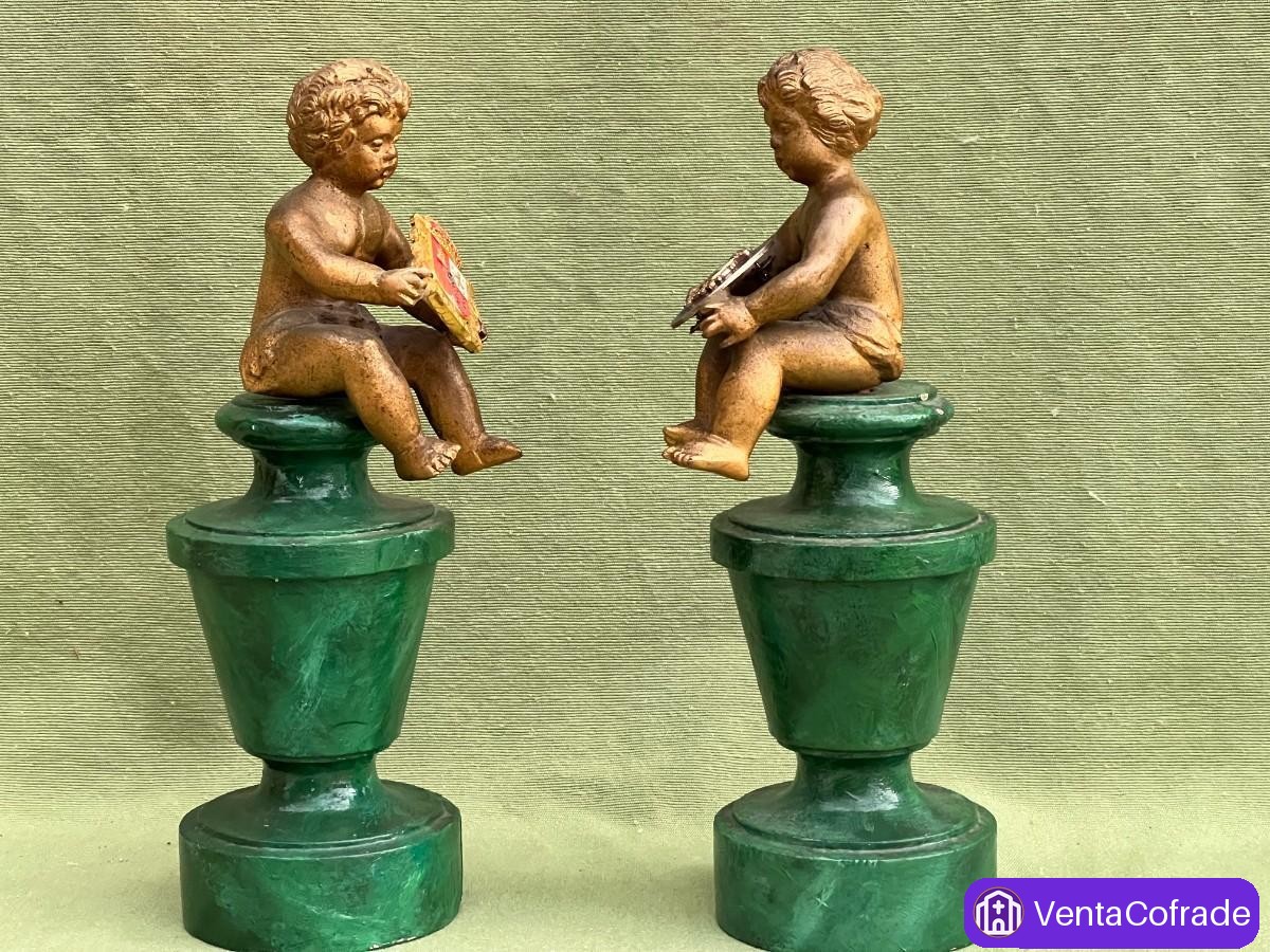 Pareja de putti antiguos en bronce patinado sobre bases de madera, finales del siglo XIX - foto 6