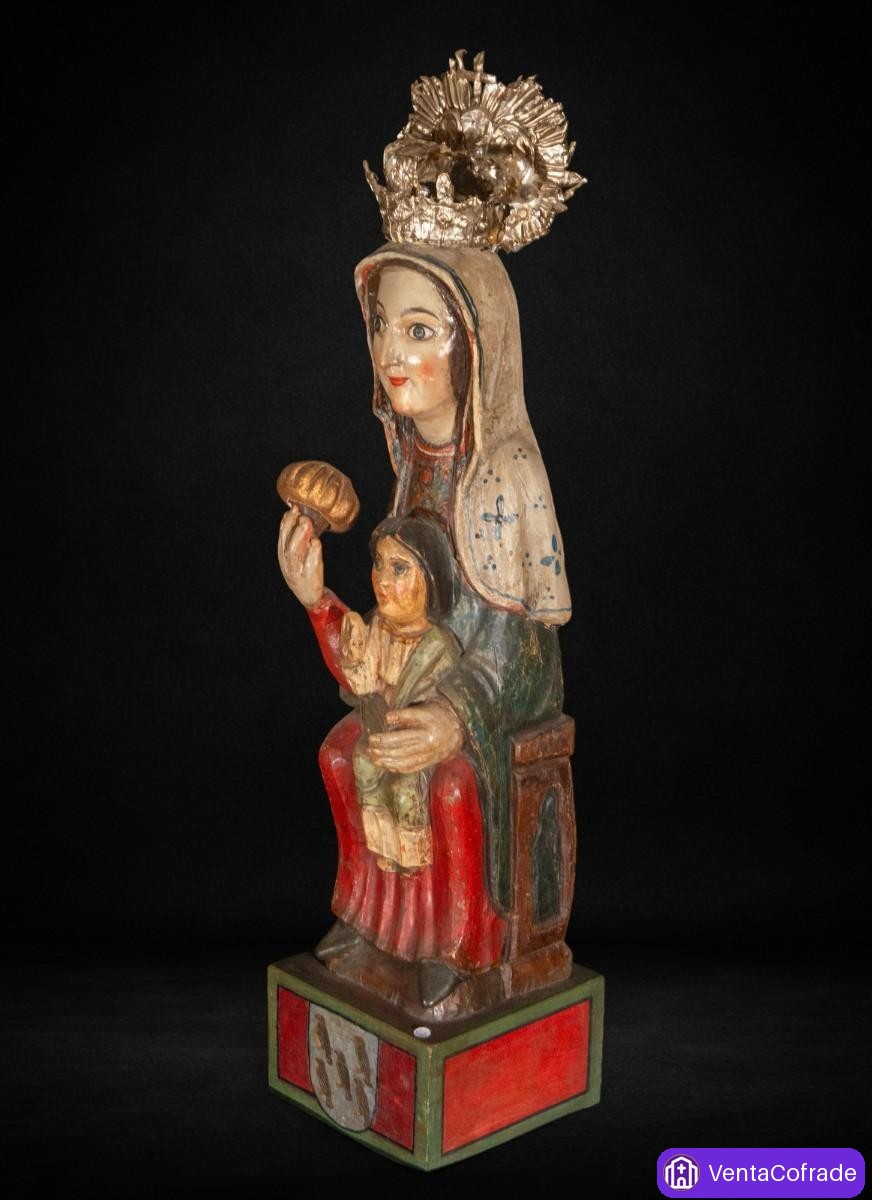 Virgen con Niño en trono, talla en madera policromada estilo románico, - foto 4