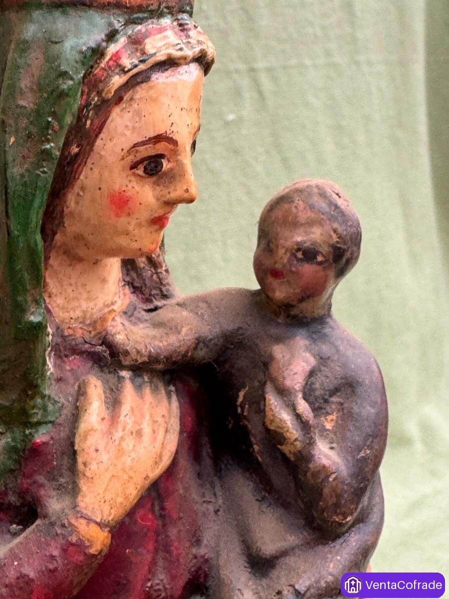 Virgen con Niño madera policromada siglo XX escultura religiosa de autor - foto 6