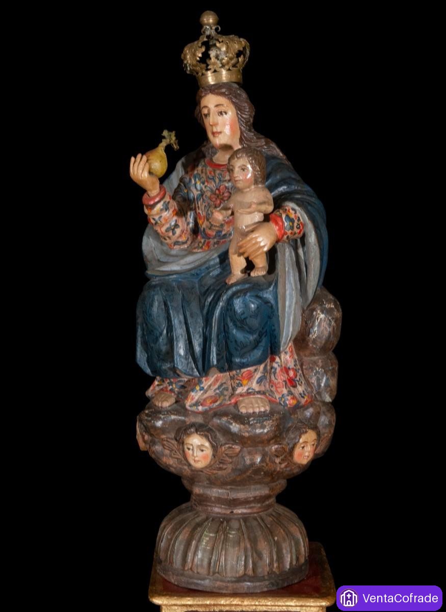Virgen con Niño entronizada en madera policromada. Escuela colonial S. XVIII - foto 5
