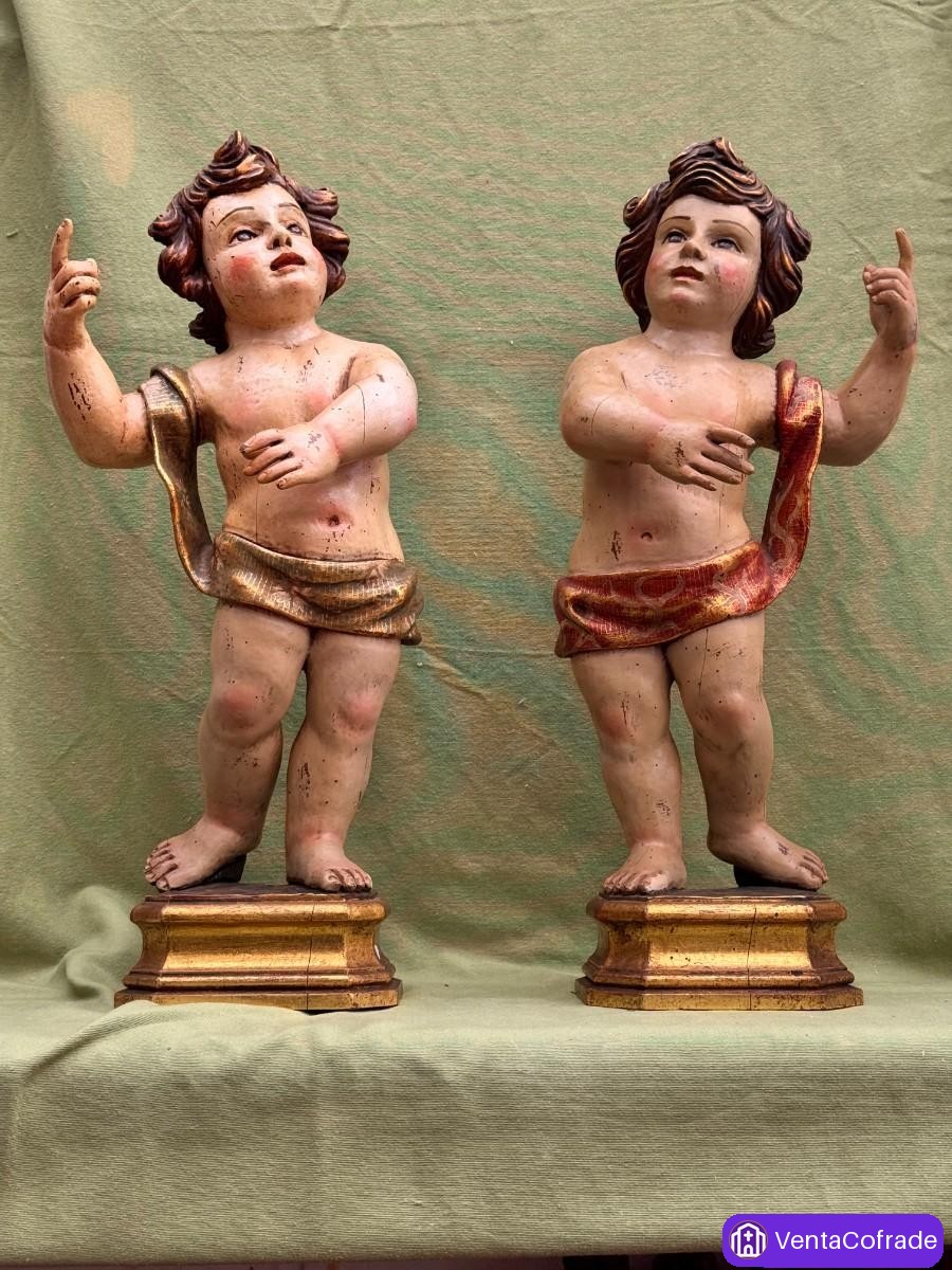 Pareja de putti en madera tallada policromada. Escuela española, siglo XIX - foto 6