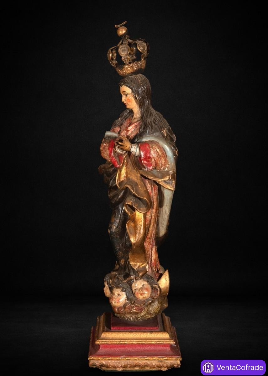 Virgen Purísima barroca, talla en madera policromada, siglo XVII, 65 cm - foto 3