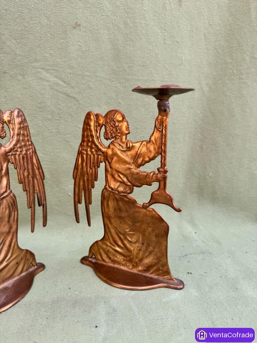 Pareja de candelabros de ángeles en cobre repujado, estilo Art Nouveau, ca. 1900–1920 - foto 6