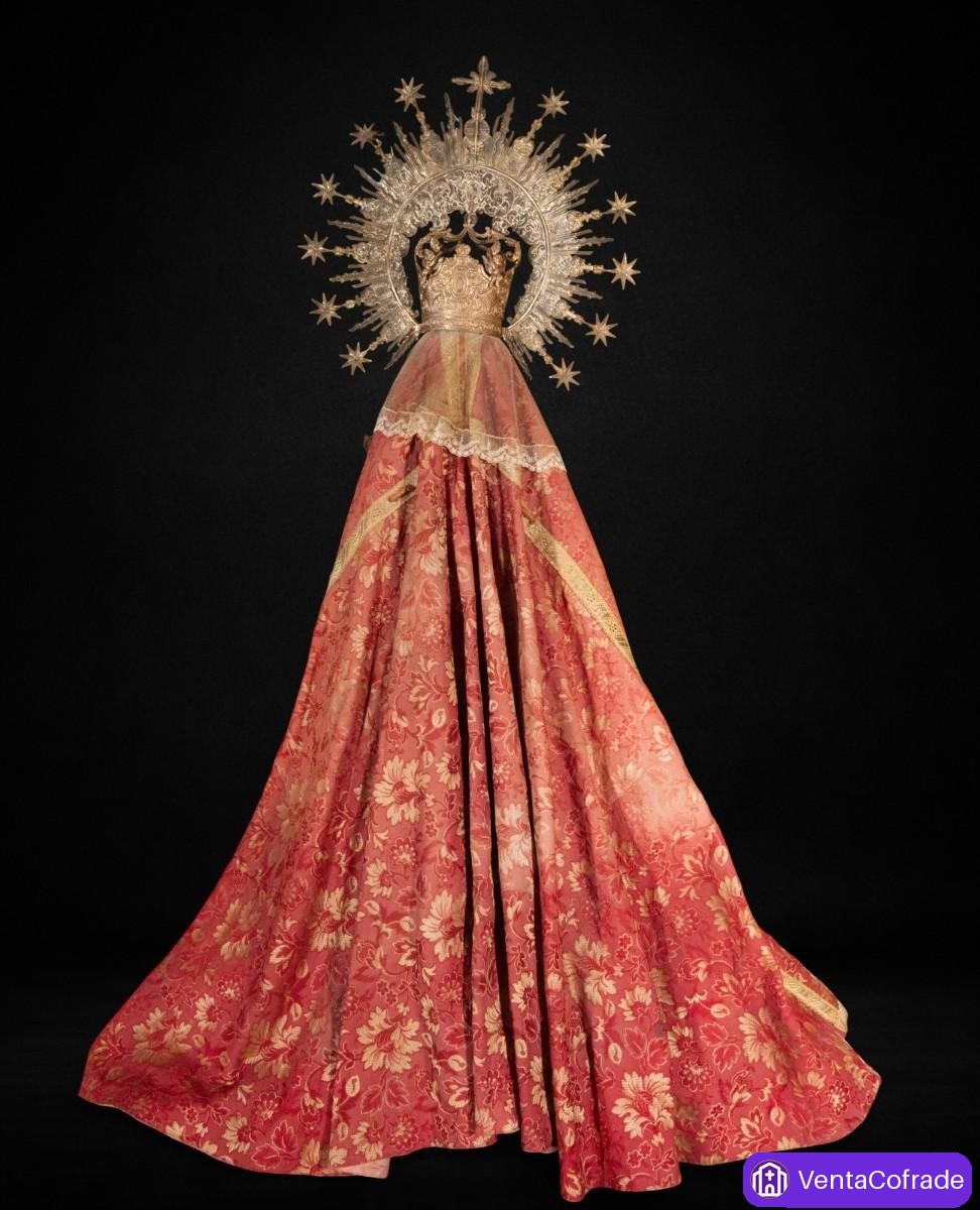 Gran Virgen de la Pera virreinal peruana s. XVII-XVIII con Niño, corona y ráfaga de plata - foto 2