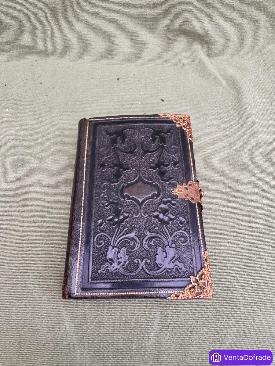 Libro devocional “Novísima Semana Santa” (1845) con estuche–libro en cristal y madera laqueada - foto 1